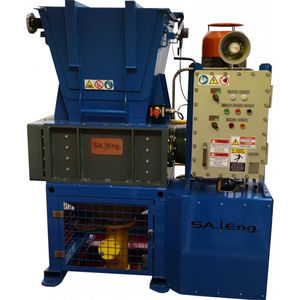 初级撕碎机