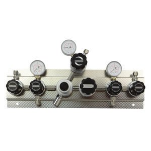 气体调节装置