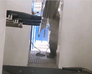 封闭式喷漆间