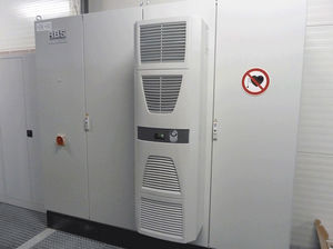 紧凑型可编程控制器