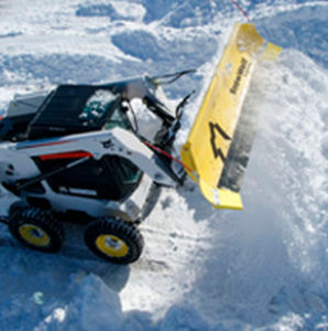 滑移装载机扫雪车