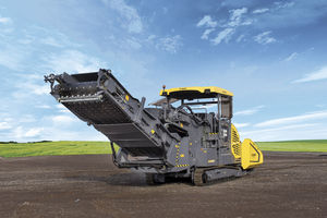 带式给料机 1