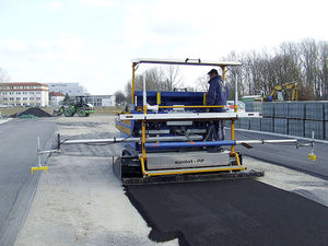 公路找平机 1