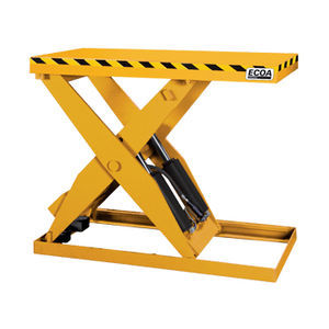 剪叉式升降平台 1