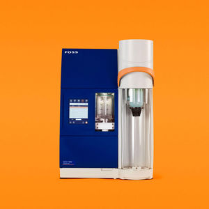 蒸馏水器