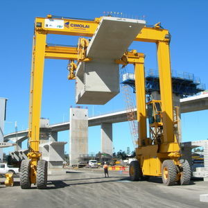 混凝土预制梁跨车