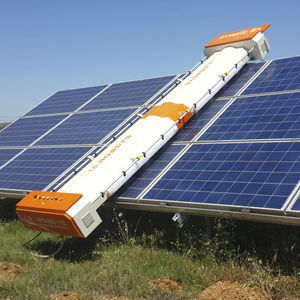 太阳能电池板清洁机器人