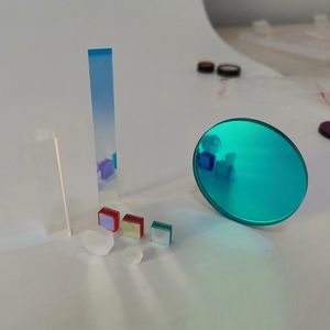 二向色光学过滤器 1