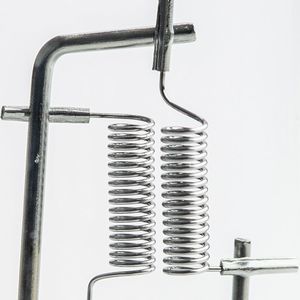压接式连接器
