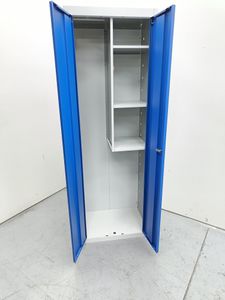 更衣柜