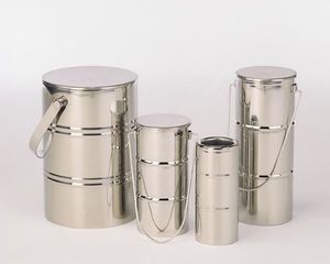 杜瓦瓶式低温恒温器