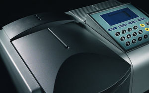 UV-Vis紫外-可见分光光度计