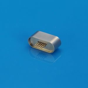供电连接器