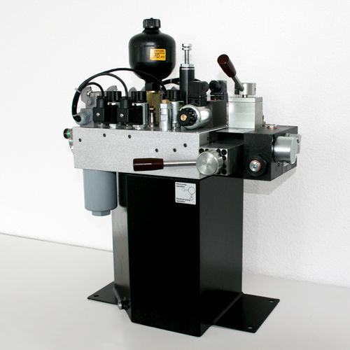 电动式液压动力单元 - EKOMAT GmbH & Co. KG - 用于气体 / 蓄水池 / 紧凑型