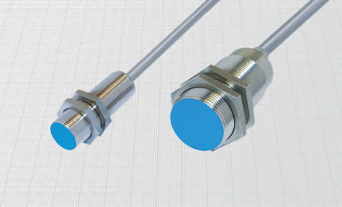 电感接近传感器 - DCAE18/4A09KS - BDC ELECTRONIC S.r.l. - 圆柱 / M30 / M18
