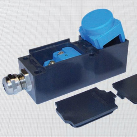 电感接近传感器 - DCP/4700A - BDC ELECTRONIC S.r.l. - 电磁 / 矩形 / NAMUR