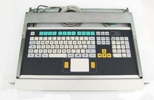 机架式抽屉键盘 - KT-105-C-15 - k-tronic S.r.l. - 机械按键 / 105键 / 带触摸板
