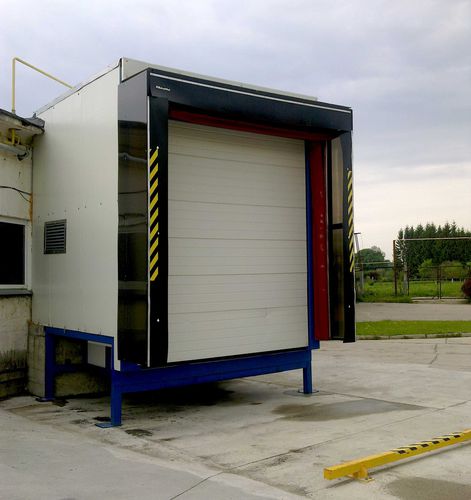 装载用装卸闸 - Thermo loading dock - Hidrotiltai