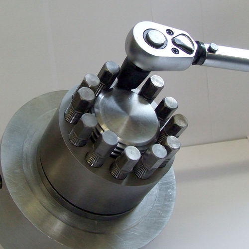 机械螺栓拉伸器 - AS Tech Industrie- und Spannhydraulik GmbH