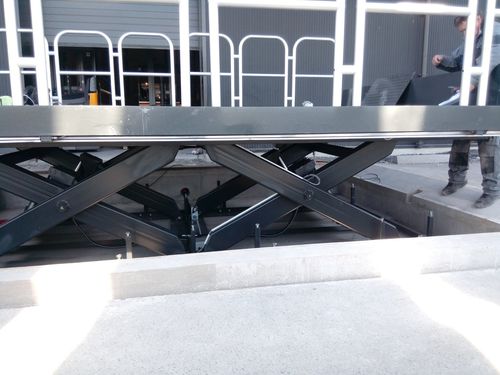 剪叉式升降平台 - Elevation Static Double Scissor Lift Table - Pronomic AB - 电动 / 固定