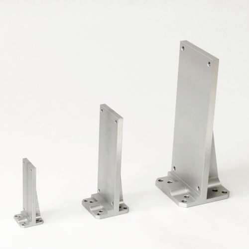夹具紧固支架 - Vertikalhalter VH2304 - VH4808 - VH7312 - MM Engineering GmbH - 钢 / 立式