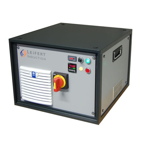 金属板感应加热器 - LEiFERT INDUCTION GmbH - 用于金属管 / 用于带子 / 用于热处理