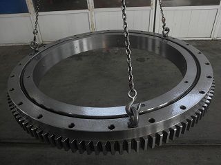 外齿回转支承 - Universal Industrial Products, Inc. - 滚珠 / 单列 / 用于公共施工/起重机/挖掘机