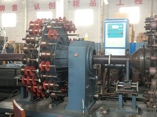 钢增强管管道挤出生产线 - Jiangsu Xinrongplas Machinery Co., Ltd - 多层 / 管道 / 用于HDPE