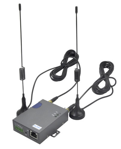 远程通信路由器 - Compact M2M 4G Router WL-R100LF - Shenzhen Wlink Technology Co., LTD - 蜂窝状 / 4G / 4G LTE