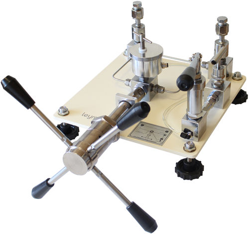 液压压力比较器 - LPC 7000 - Leyro Instruments - 用于压力校准