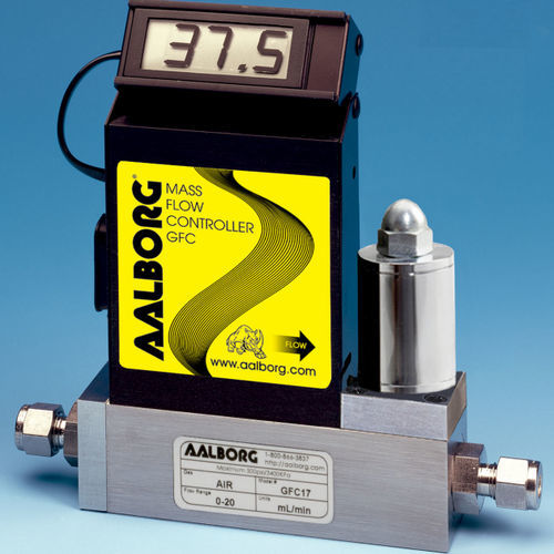质量流量调节器 - GFC series - UNIVERSAL FLOW MONITORS - 用于气体 / LCD显示