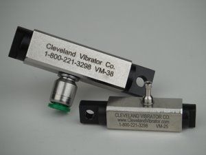 气动振动机 - VM series - Cleveland Vibrator - 活塞 / 用于漏斗