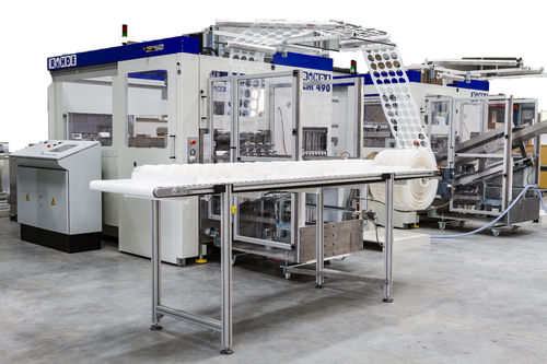 滚筒给料加热成型机 - CM series - Rohde Maschinenbau GmbH - 用于杯子生产 / 自动 / 压缩空气