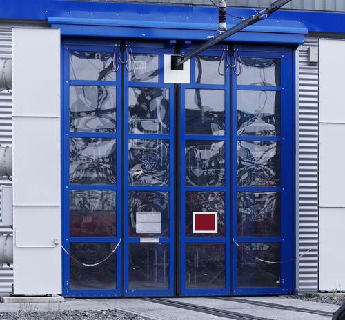 折叠门 - EFA-SFT® - EFAFLEX Tor- und Sicherheitssysteme GmbH & Co. KG - 工业 / 用于室外 / 快速
