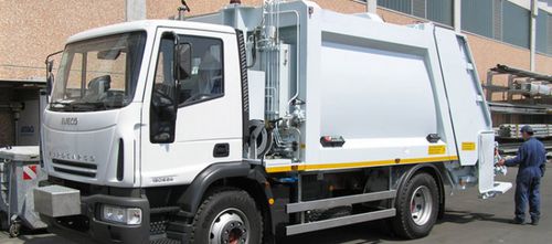 从后部装载生活垃圾收集车 - EMS Machinery - 柴油 / 带夯实机