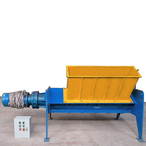 货盘撕碎机 - P32130L - Liantai Machinery - 单轴 / 用于木材