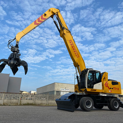 轮胎式物料处理机 - T712 - OFFICINA MECCANICA F.LLI TABARELLI SPA - 液压