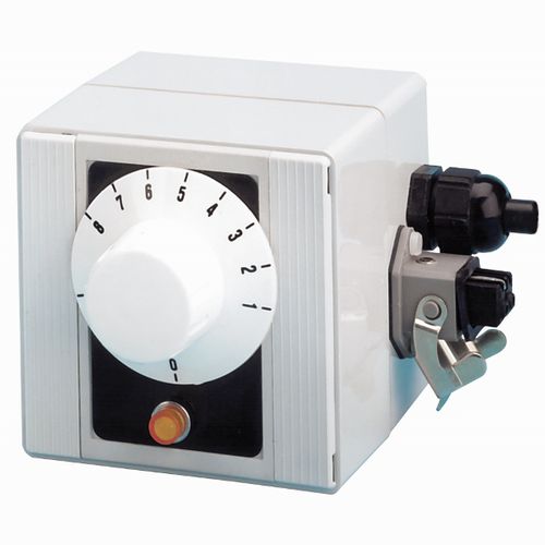 供暖温度调节器 - HTL 13  - Hillesheim GmbH/德国Hillesheim - 模拟 / 可编程 / 紧凑型