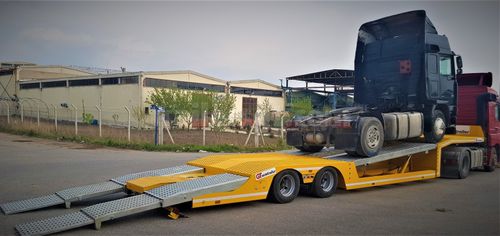 鹅颈式半挂车 - Gt Semi Trailers - 卡车用钩形 / 3车轴 / 双车轴