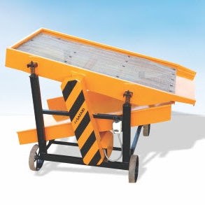 湿法筛选机 - SAFARI SIEVE-V - Safari Construction Equipments Private Limited - 用于建筑工地 / 砂石生产 / 振动