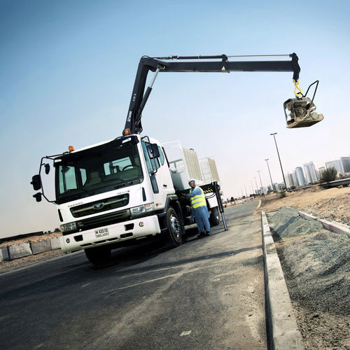 汽车吊 - X-CL 8 - Hiab - 吊杆 / 可折叠 / 工程