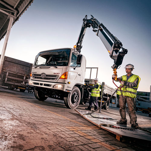 汽车吊 - X-CLX 1x8 series - Hiab - 铰接臂式 / 工程 / 搬运