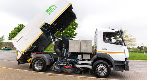 卡车安装式扫地机 - VS6  - BROCK Kehrtechnik GmbH - 电动 / 道路 / 粉尘