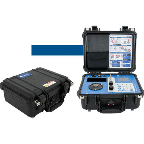 振动校准器 - CV-10 - SPEKTRA Schwingungstechnik und Akustik GmbH Dresden - 电压 / 频率 / 信号