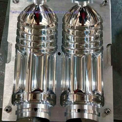 多腔吹塑模具 - DDW-BM101 - Taizhou Double World Plastic&Mould Co., Ltd. - PET塑料瓶 / 用于包装业 / 用于航空工业