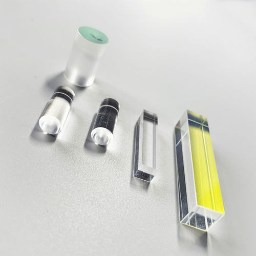柱面透镜 - 8946 - Changchun Yutai Optics Co., Ltd. - BK7玻璃 / 熔融二氧化硅 / 蓝宝石