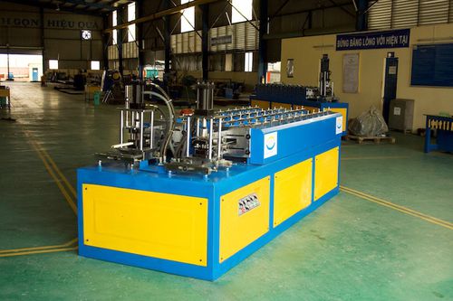 窗帘滚型机 - AMECO INDUSTRIAL JOINT STOCK COMPANY - 自动 / 固定型