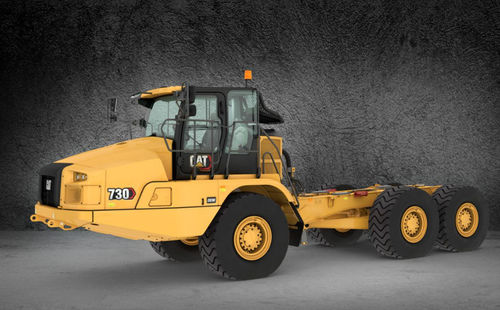 运输卡车 - 730 - Caterpillar Equipment/卡特彼勒 - 3车轴 / 柴油机 / 工程
