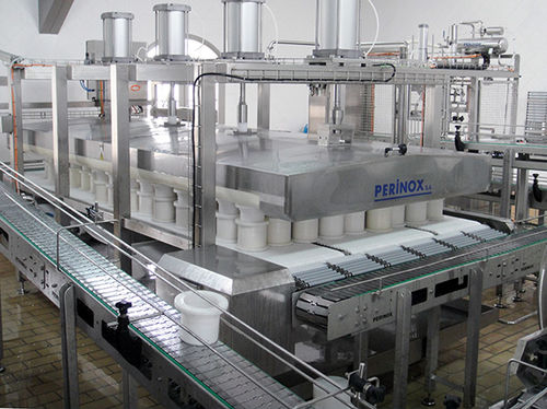 自动流水作业系统 / 用于奶制品 - Perinox S.A.