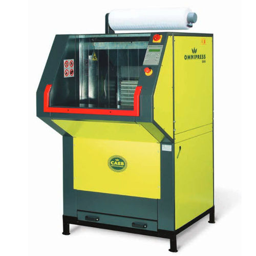 废木料压缩机 - OMNIPRESS 800  - CAEB INTERNATIONAL SRL - 纸板 / 混合 / 纸质